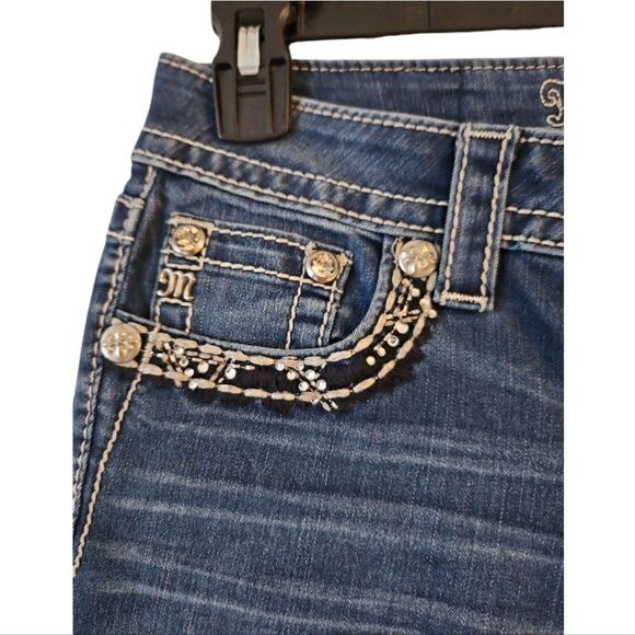 Miss Me Jeans Women Signature Skinny Crop Denim Embellished Pockets Size 26 - Picture 3 of 12